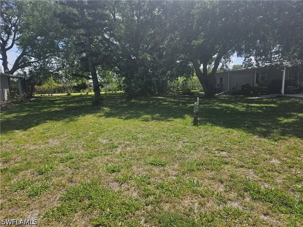 859 Manatee Road Naples FL 34114