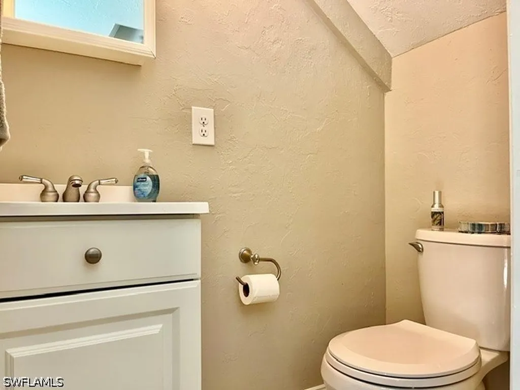 1140 5th Street S Naples FL 34102