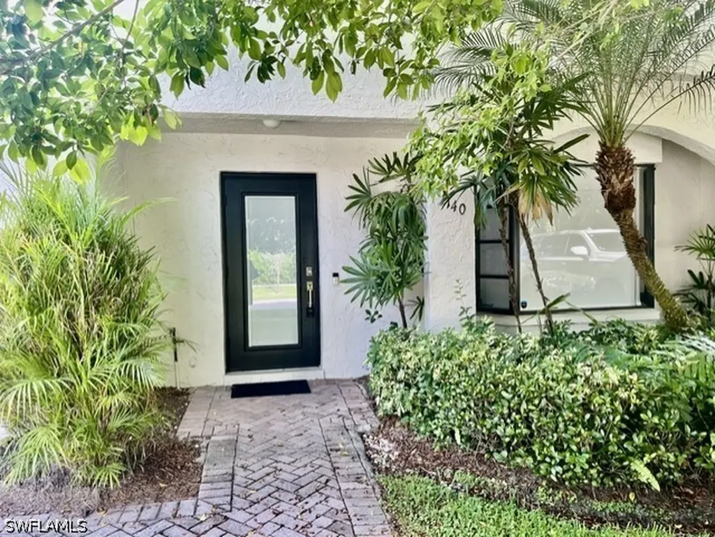 1140 5th Street S Naples FL 34102