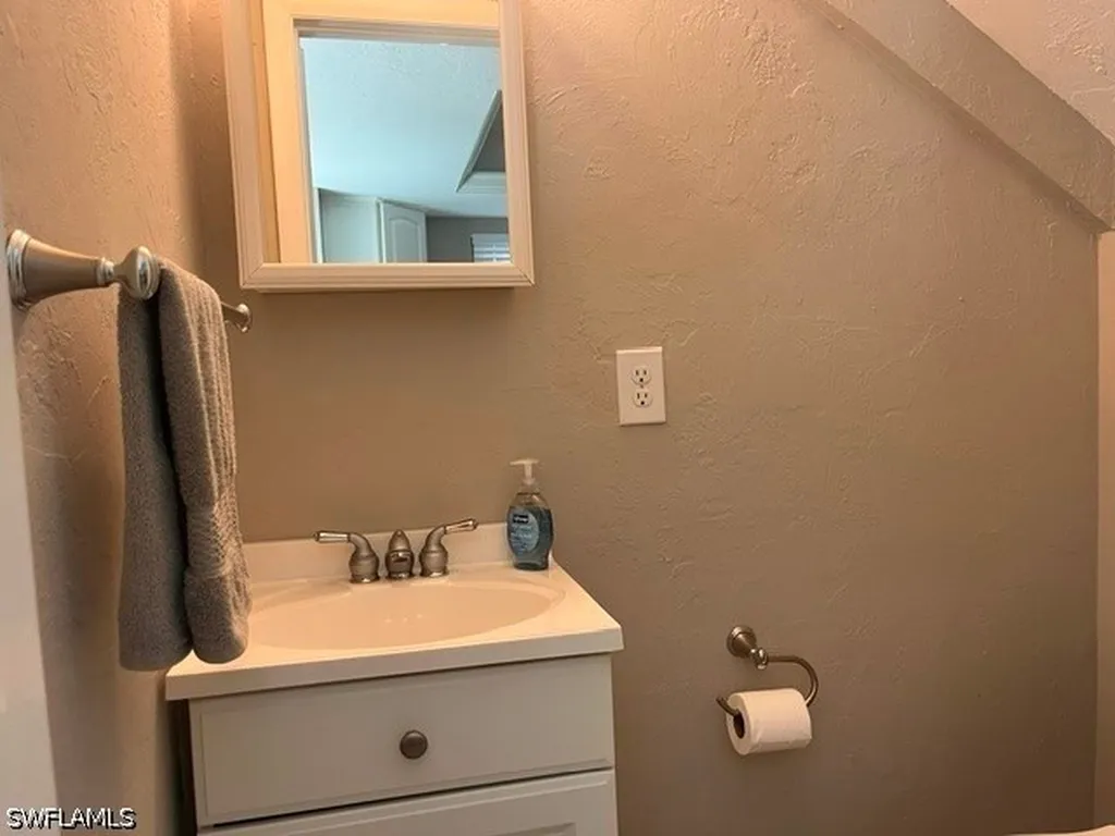 1140 5th Street S Naples FL 34102