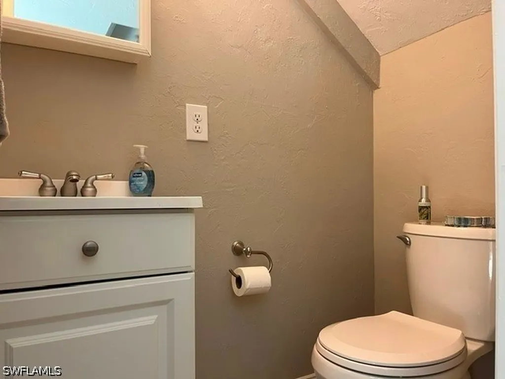 1140 5th Street S Naples FL 34102