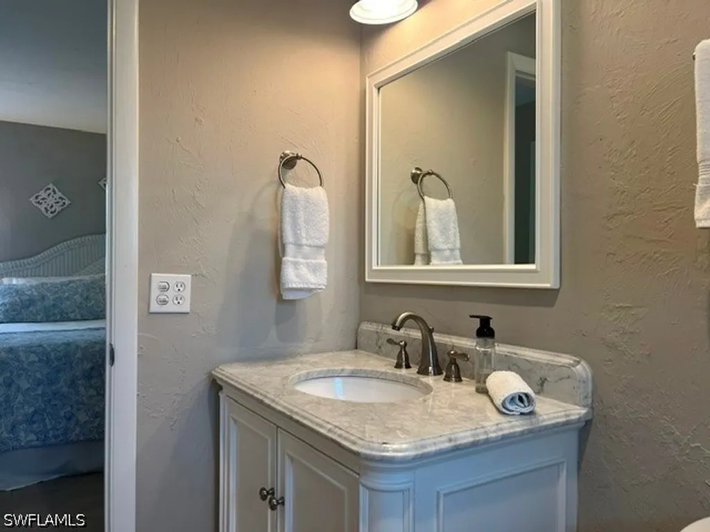 1140 5th Street S Naples FL 34102