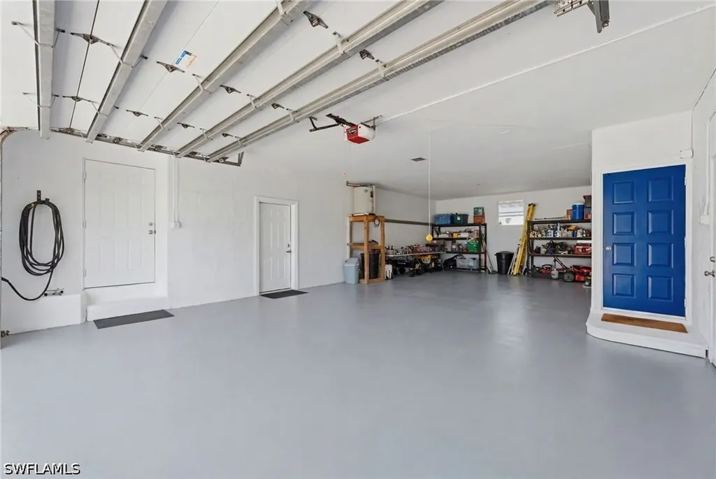 23 W Pelican Street Naples FL 34113