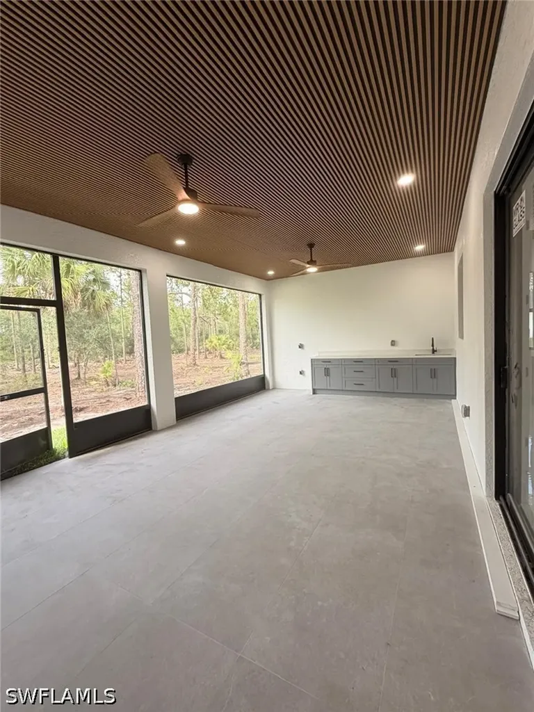 4563 45th Avenue NE Naples FL 34120