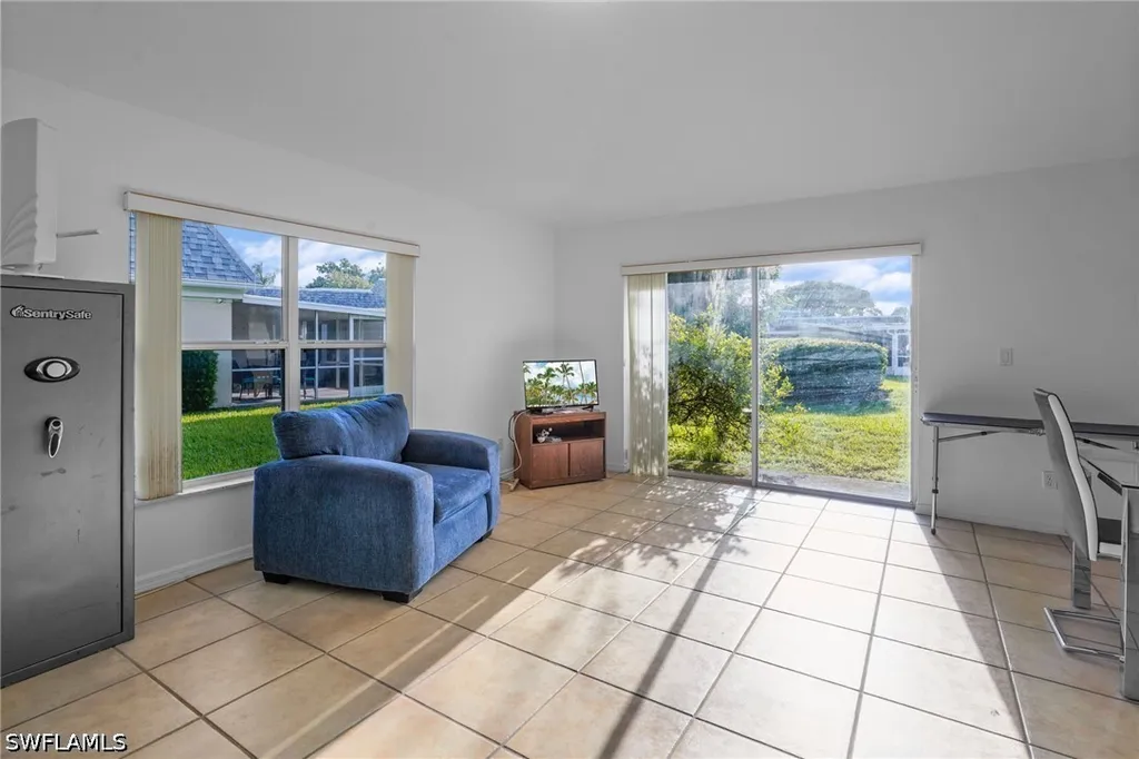 2 E Greens Circle Lehigh Acres FL 33936