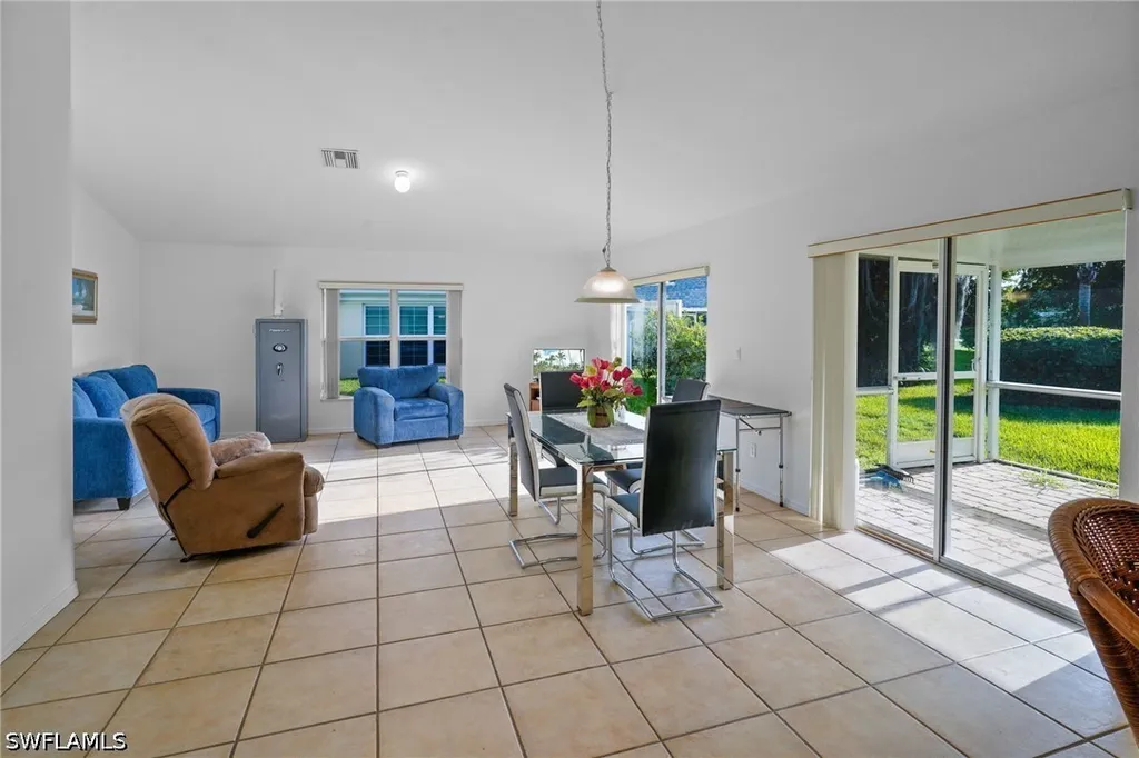 2 E Greens Circle Lehigh Acres FL 33936