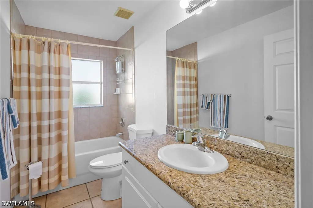 2 E Greens Circle Lehigh Acres FL 33936