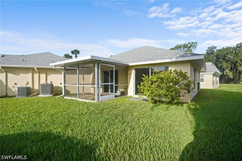 2 E Greens Circle Lehigh Acres FL 33936