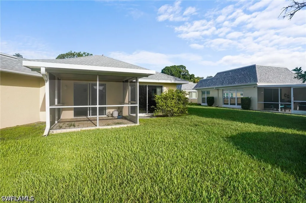 2 E Greens Circle Lehigh Acres FL 33936