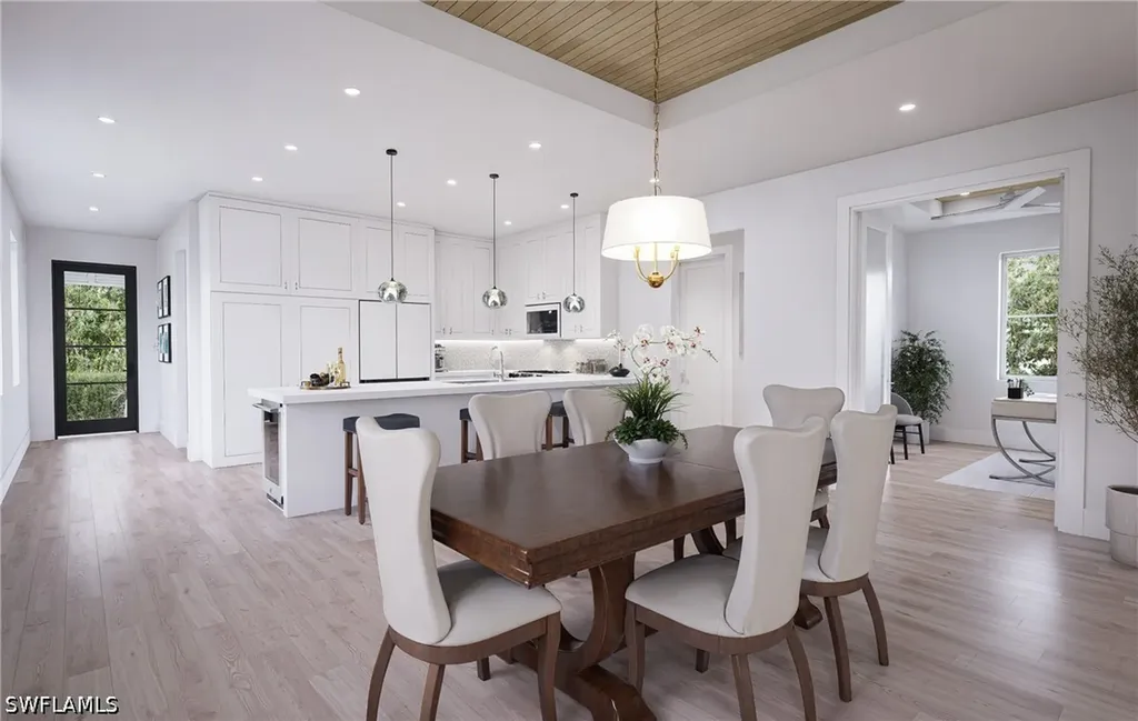 2432 Florida Avenue Naples FL 34112