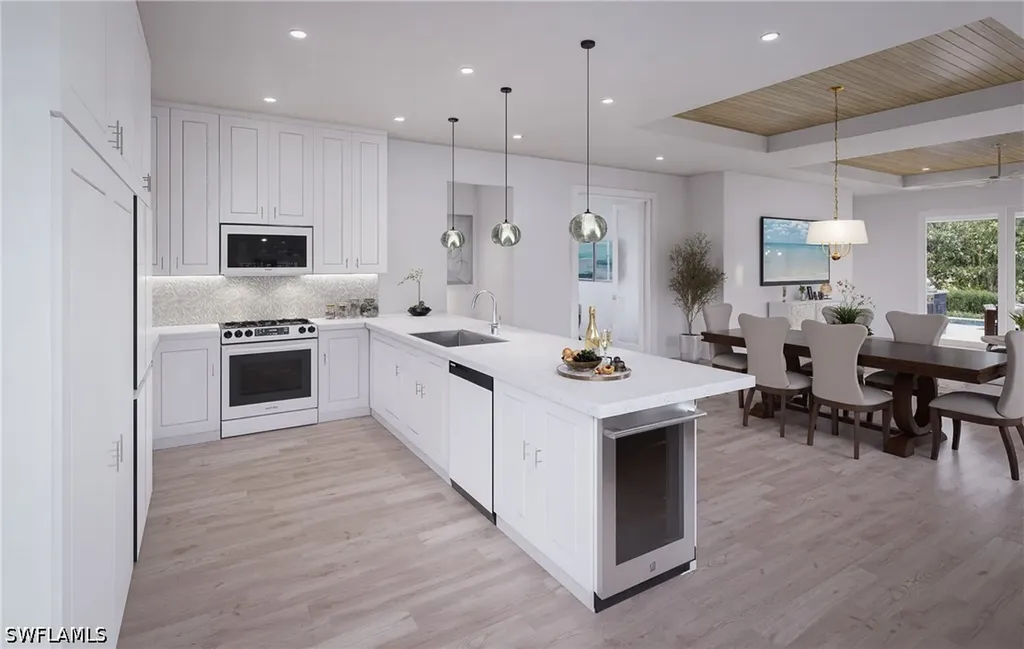 2448 Florida Avenue Naples FL 34112