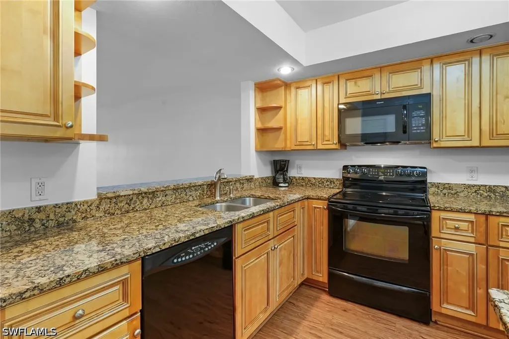 8302 Charter Club Circle Fort Myers FL 33919