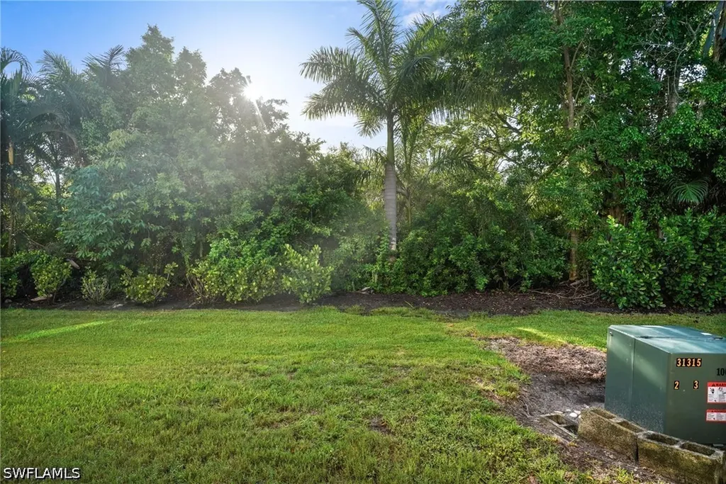 8302 Charter Club Circle Fort Myers FL 33919
