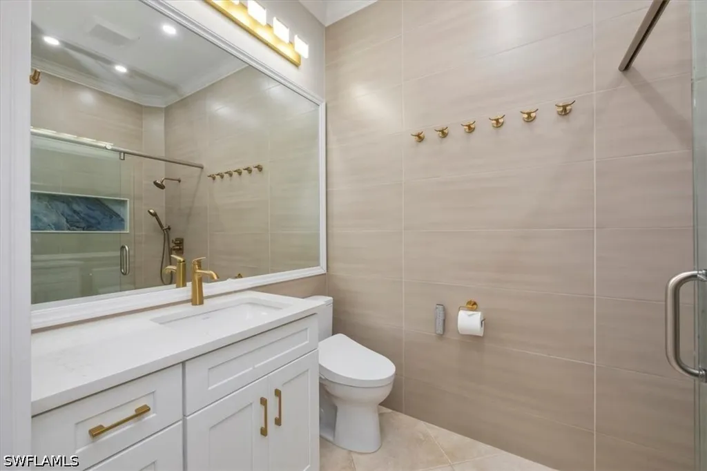 3833 Huelva Court Naples FL 34109