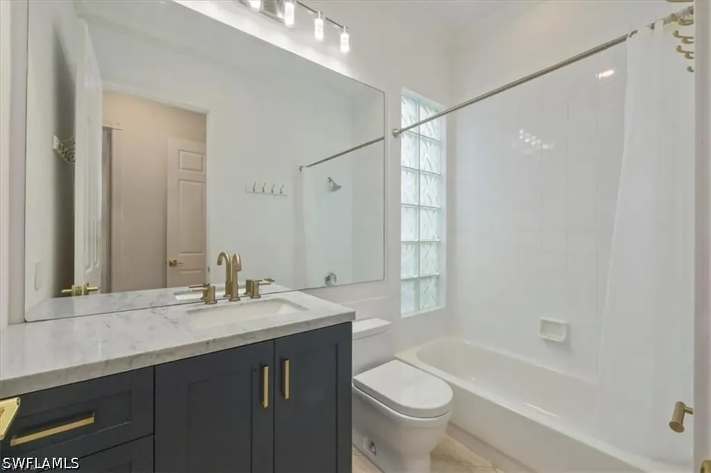 3833 Huelva Court Naples FL 34109