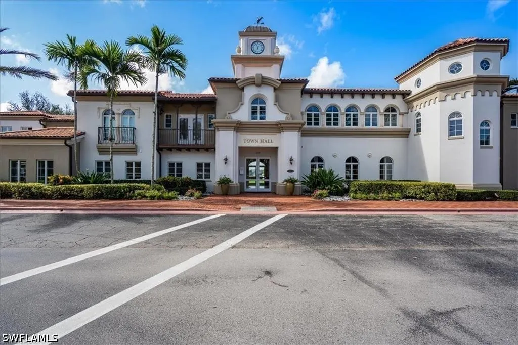 3833 Huelva Court Naples FL 34109