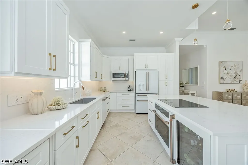 3833 Huelva Court Naples FL 34109