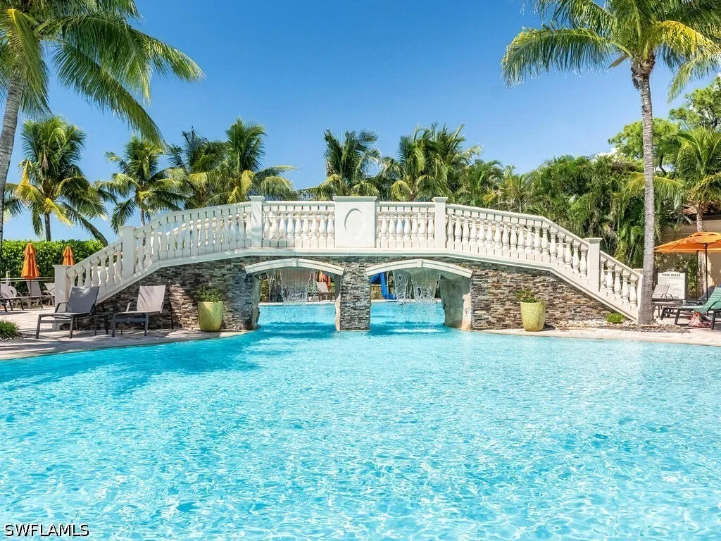 9115 Napoli Court Naples FL 34113