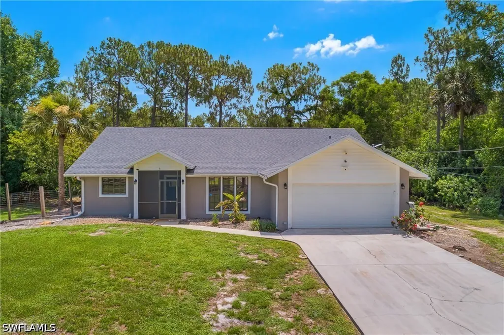 2240 19th Street SW Naples FL 34117