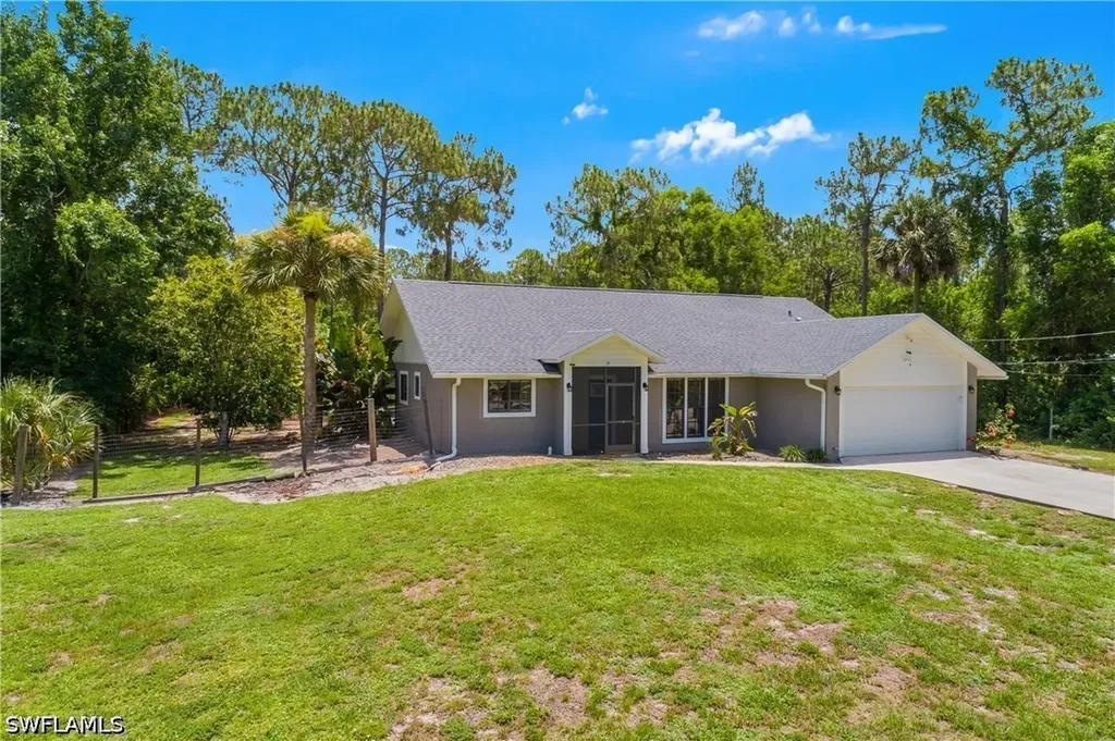 2240 19th Street SW Naples FL 34117
