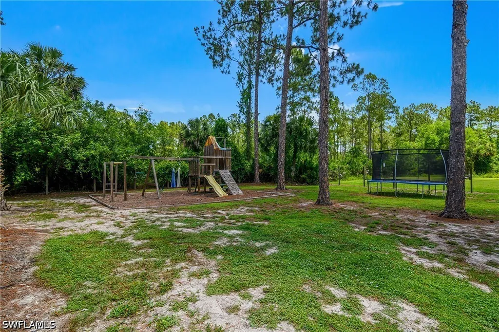 2240 19th Street SW Naples FL 34117