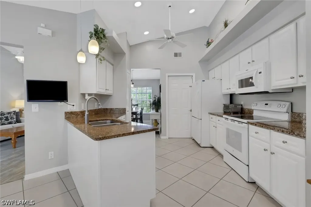 505 Raven Way Naples FL 34110