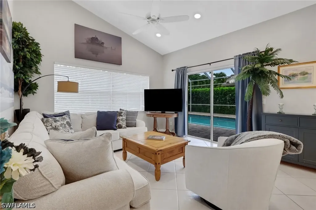 505 Raven Way Naples FL 34110