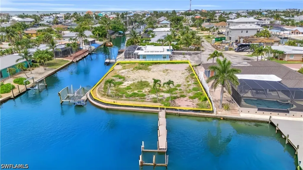 470 Madison Court Fort Myers Beach FL 33931