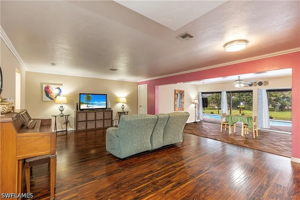 1618 Country Club Parkway Lehigh Acres FL 33936