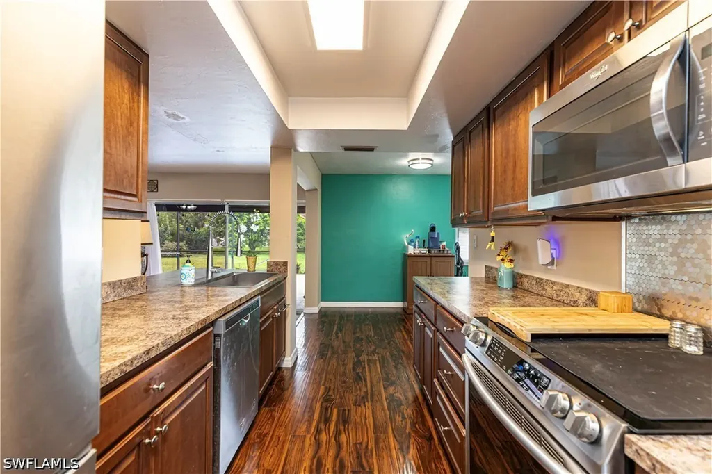 1618 Country Club Parkway Lehigh Acres FL 33936