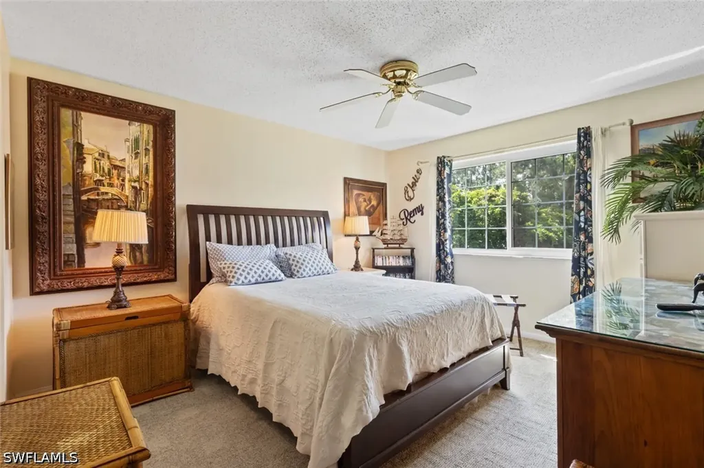 1270 Wildwood Lakes Boulevard Naples FL 34104