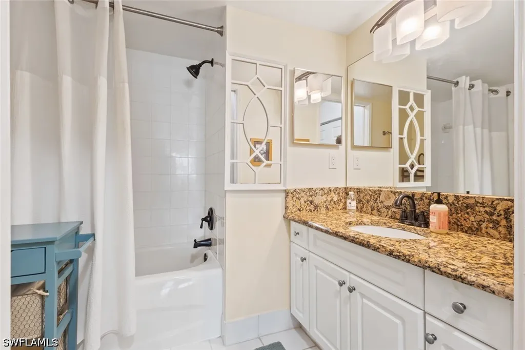 1270 Wildwood Lakes Boulevard Naples FL 34104