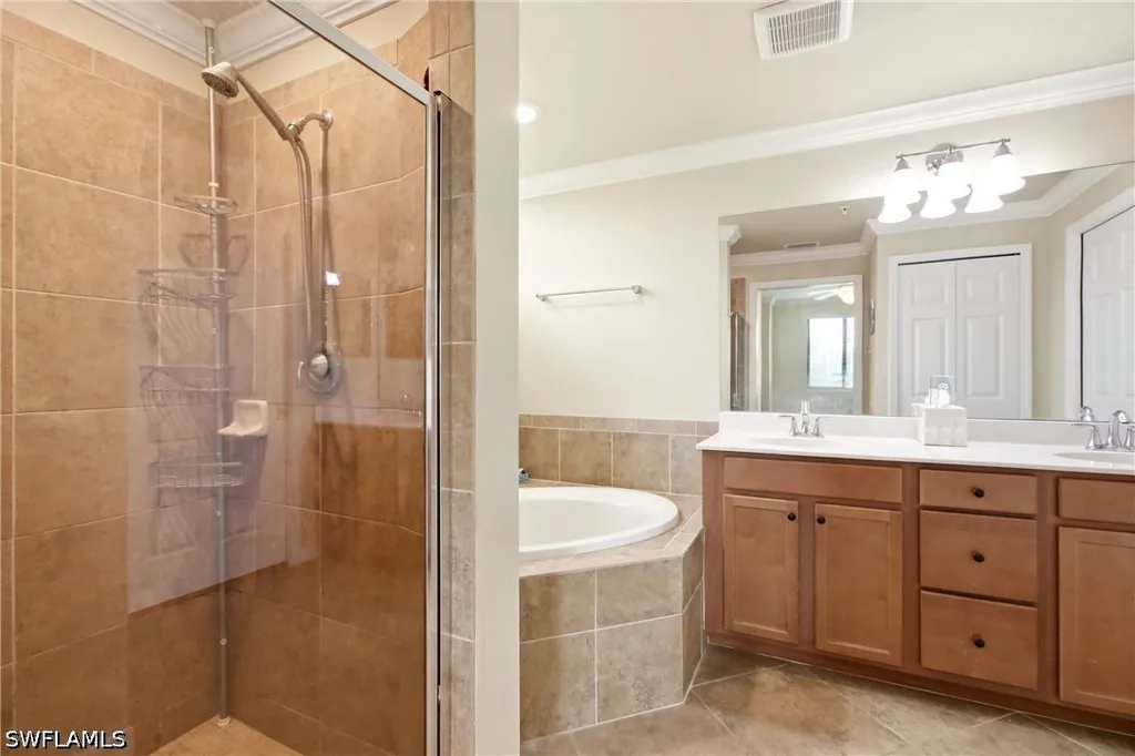 9518 Avellino Way Naples FL 34113