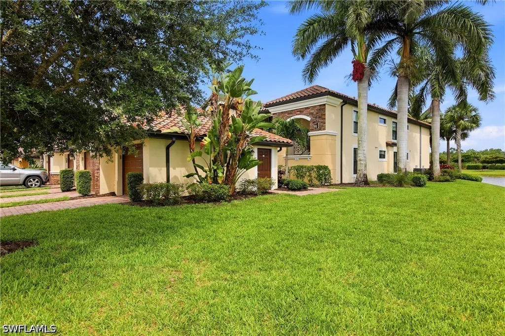 9518 Avellino Way Naples FL 34113