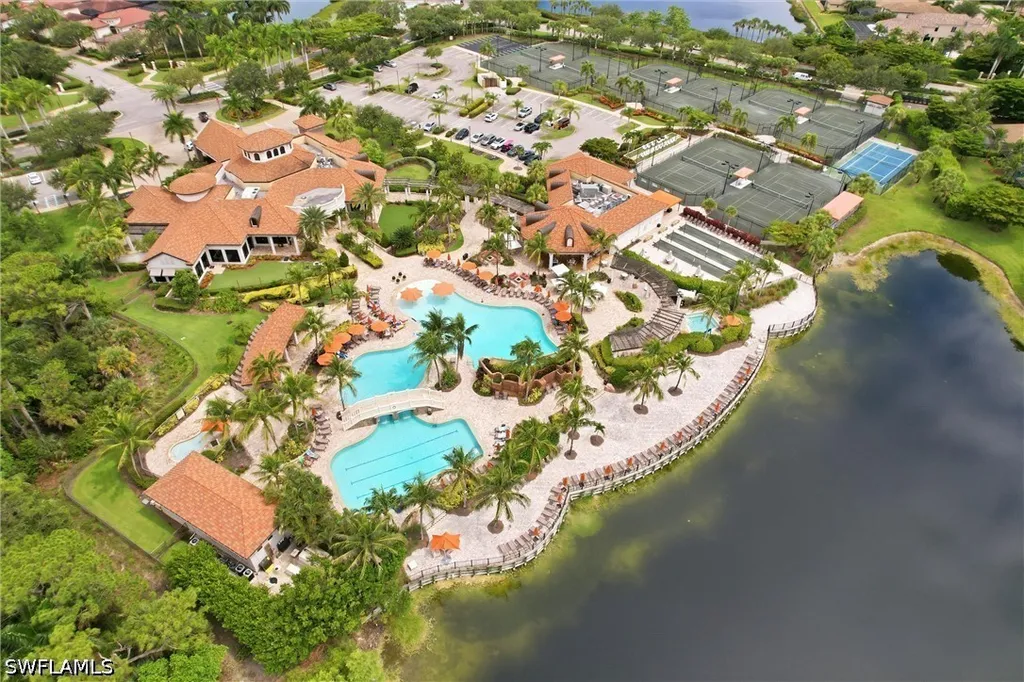 9518 Avellino Way Naples FL 34113