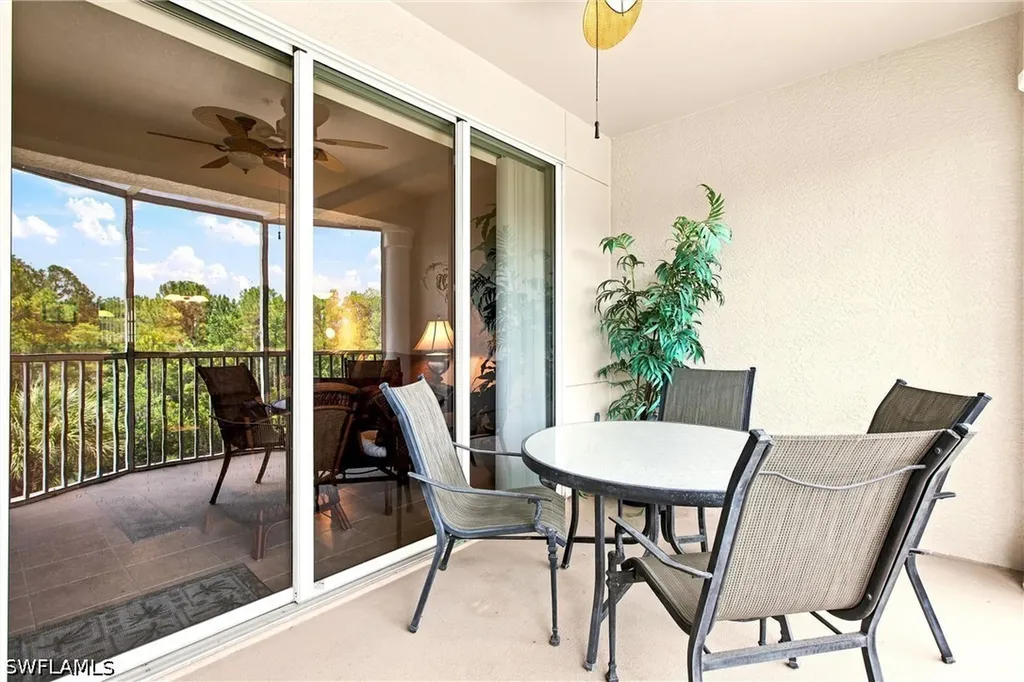 4874 Hampshire Court Naples FL 34112