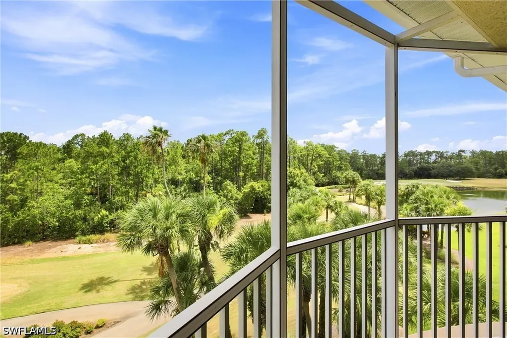4874 Hampshire Court Naples FL 34112