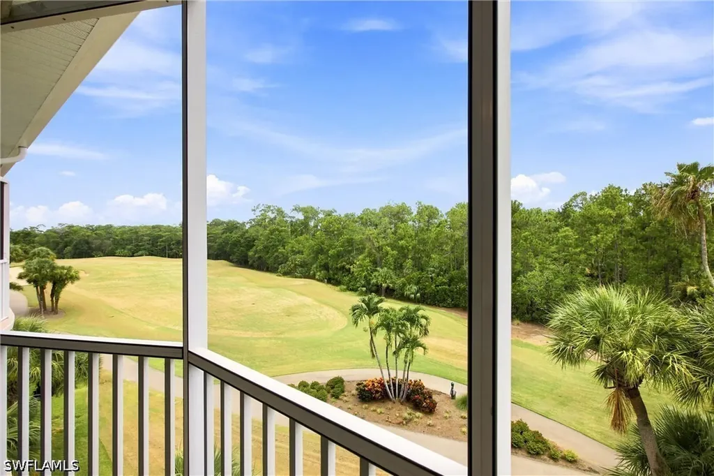 4874 Hampshire Court Naples FL 34112
