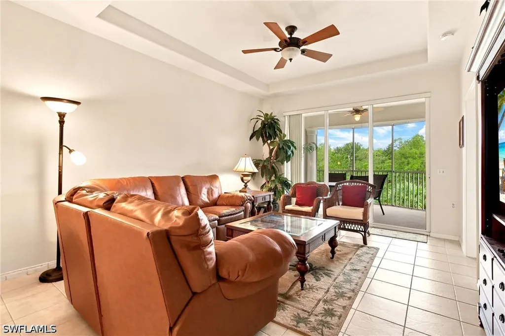 4874 Hampshire Court Naples FL 34112