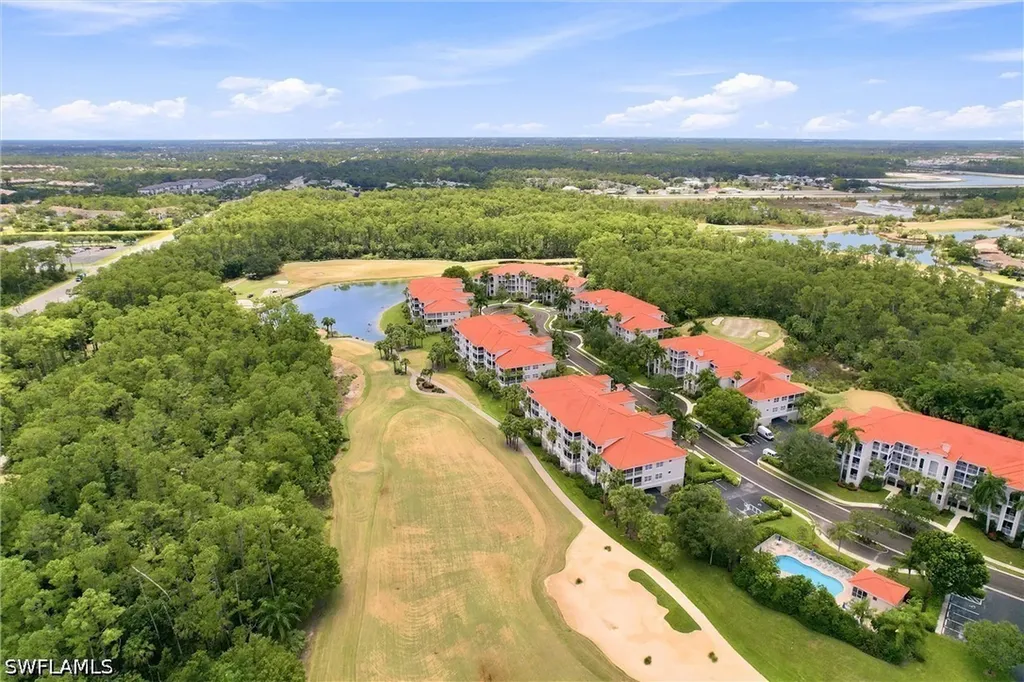 4874 Hampshire Court Naples FL 34112