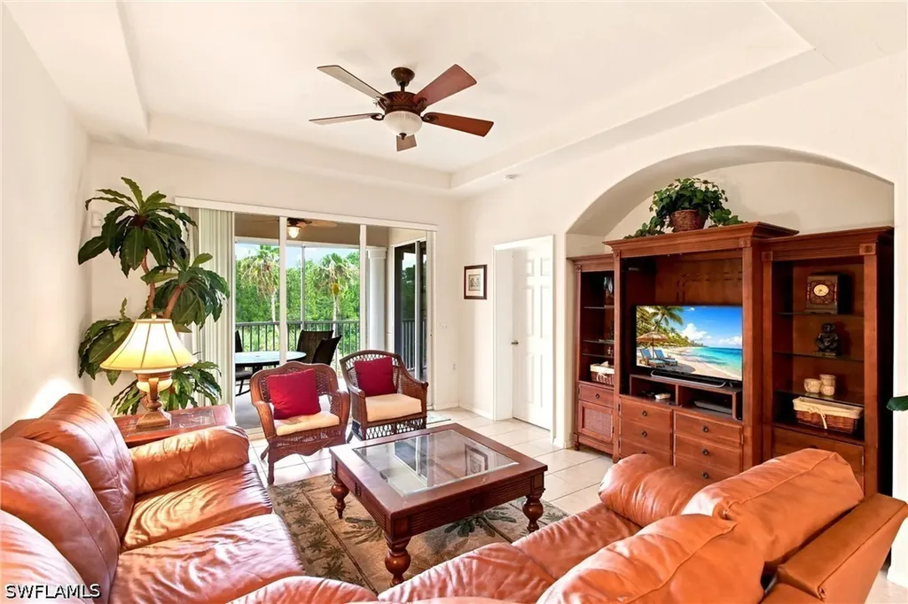 4874 Hampshire Court Naples FL 34112