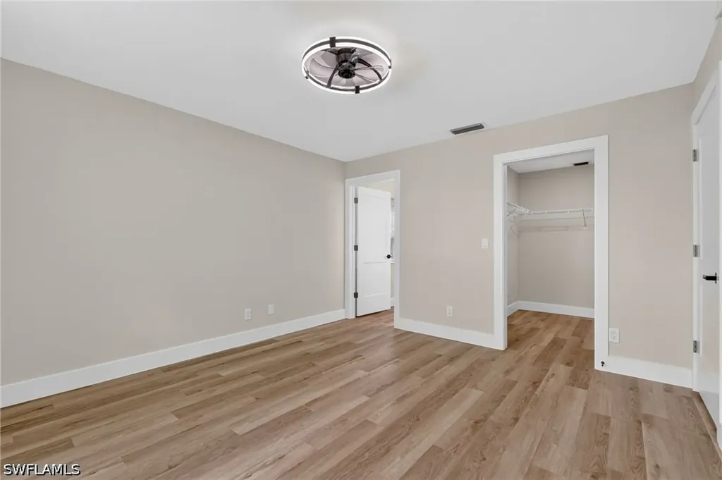 1915 Courtyard Way Naples FL 34112