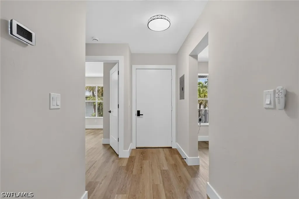 1915 Courtyard Way Naples FL 34112