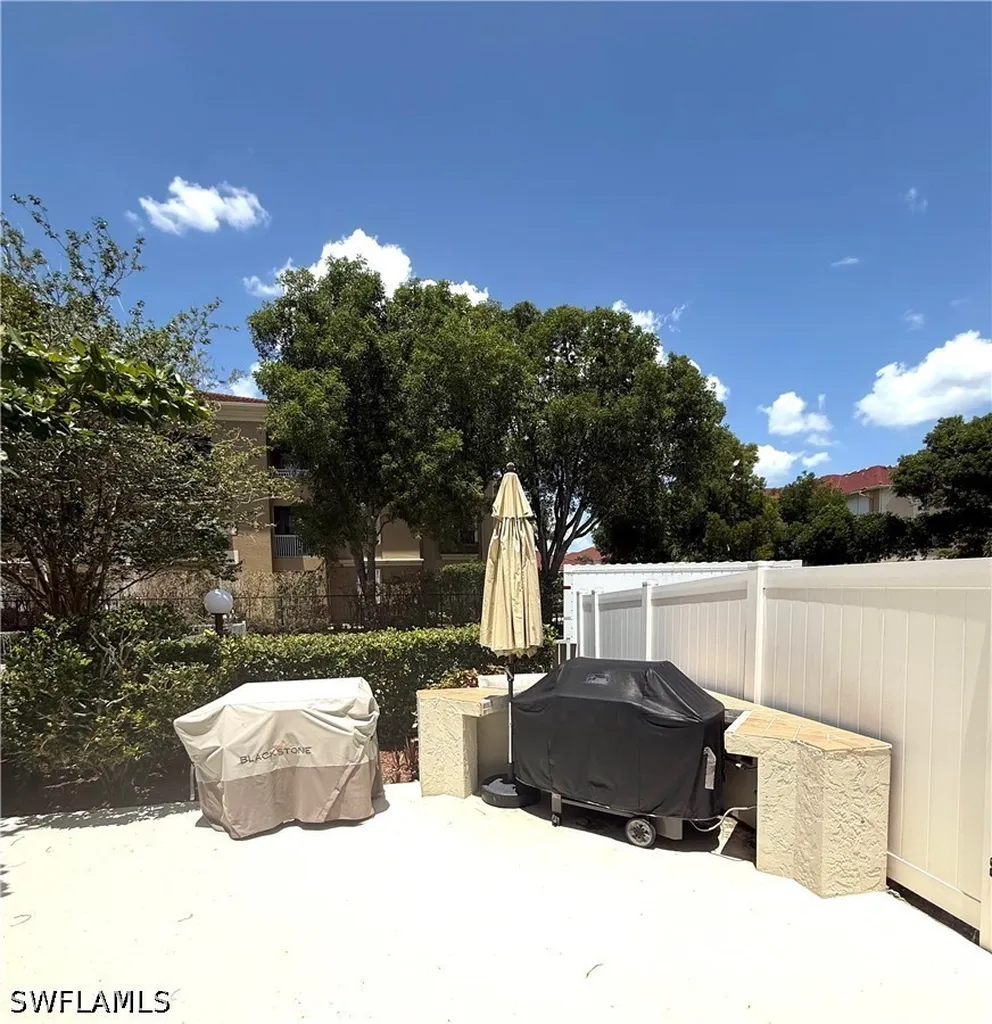 1517 SW 51st Lane Cape Coral FL 33914