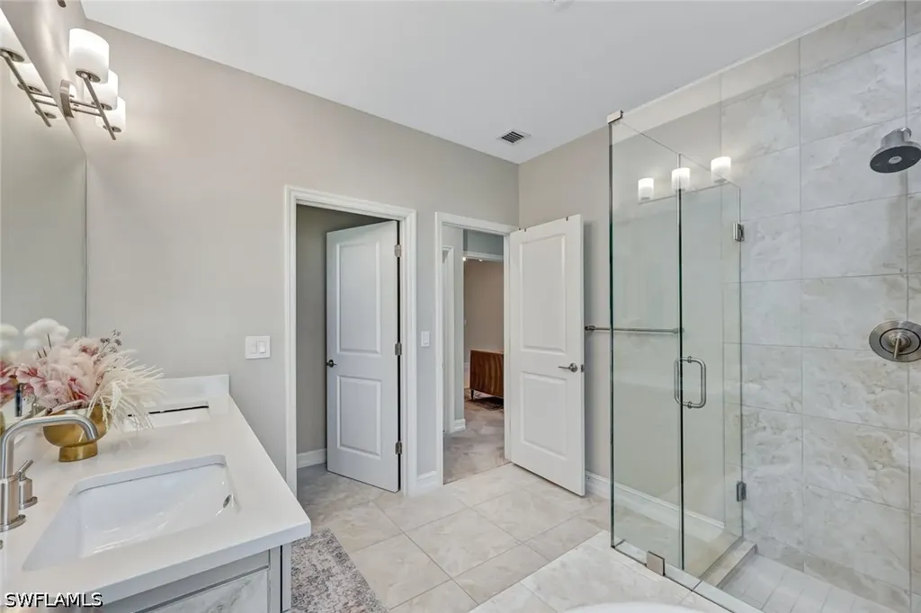 7348 Rockefeller Drive Naples FL 34119