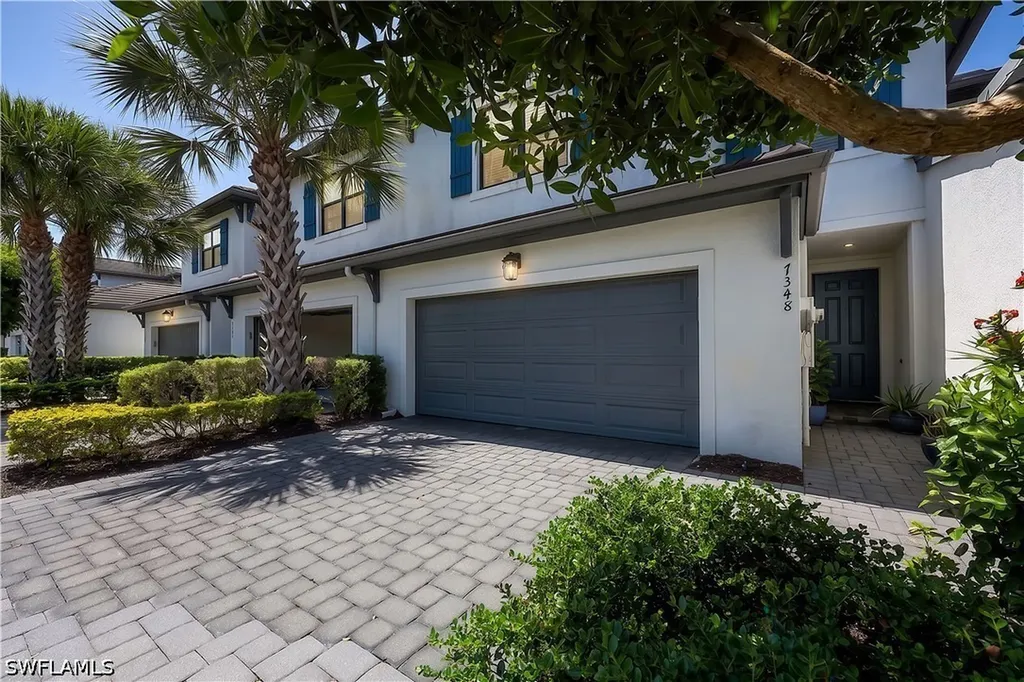 7348 Rockefeller Drive Naples FL 34119