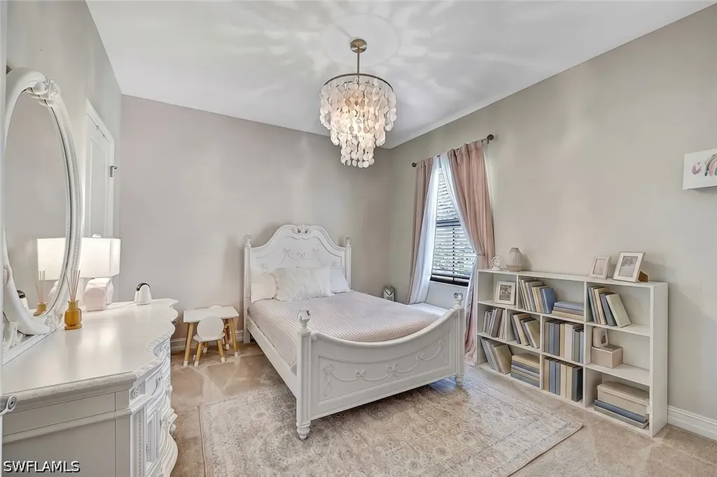 7348 Rockefeller Drive Naples FL 34119
