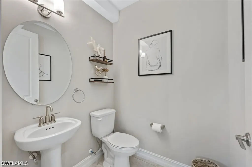 7348 Rockefeller Drive Naples FL 34119