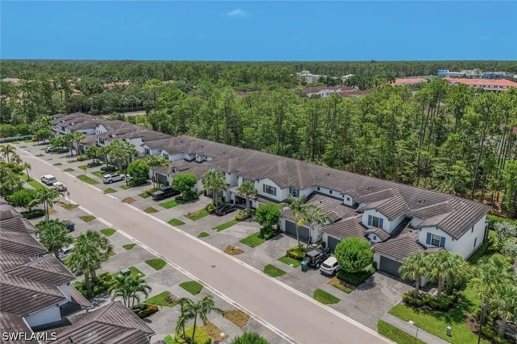 7348 Rockefeller Drive Naples FL 34119
