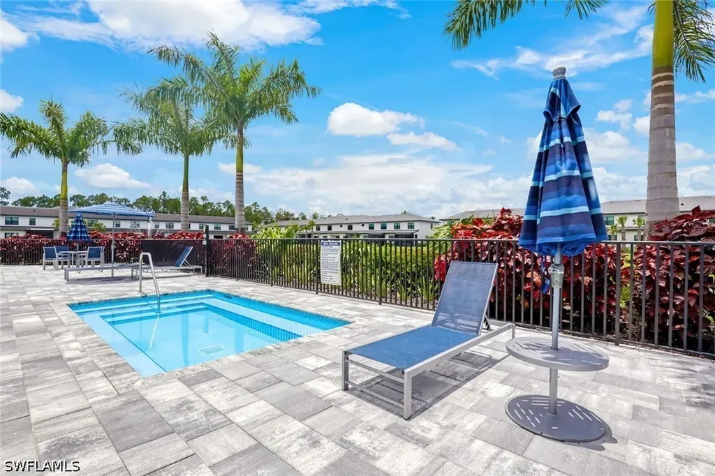 7348 Rockefeller Drive Naples FL 34119